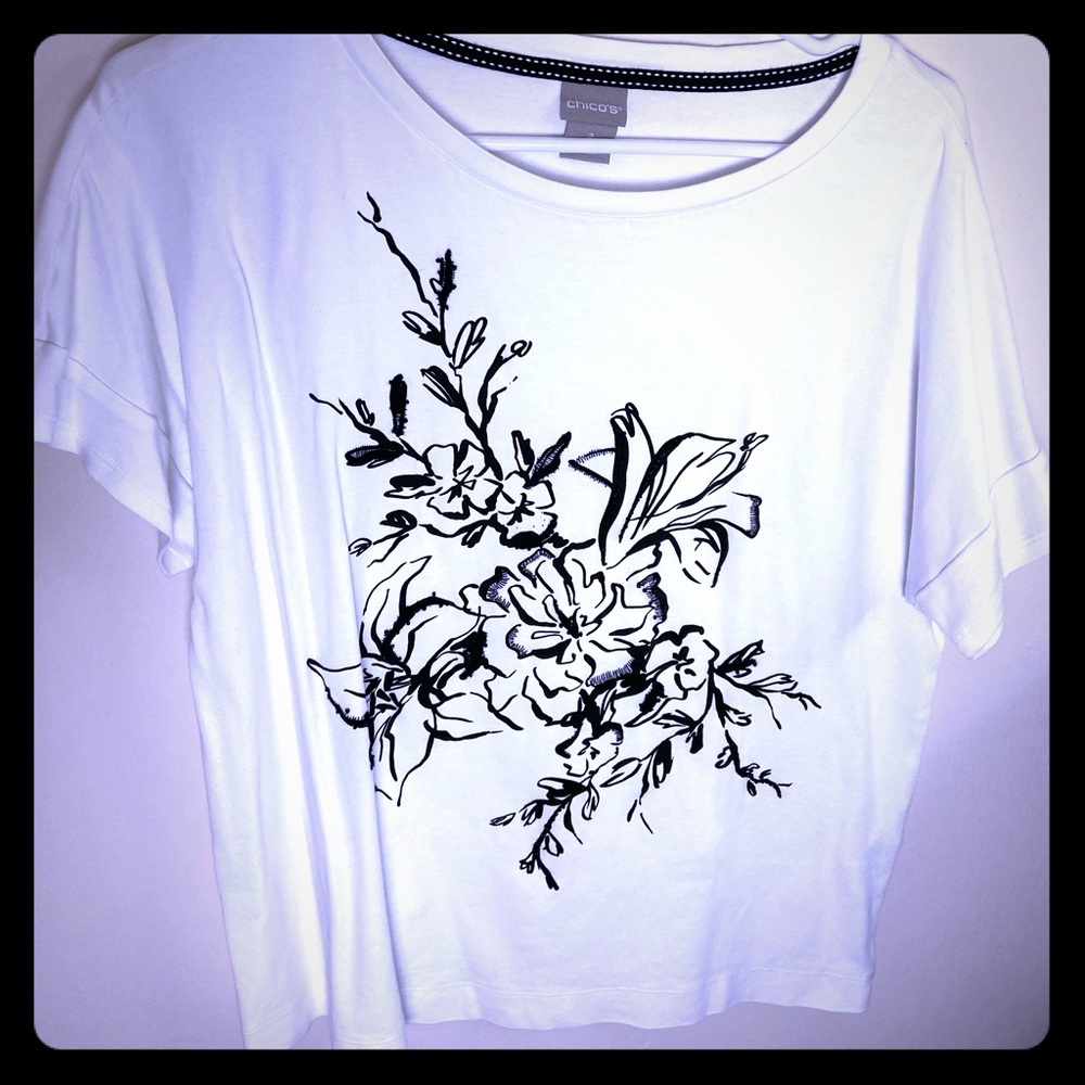 Chico’s tee